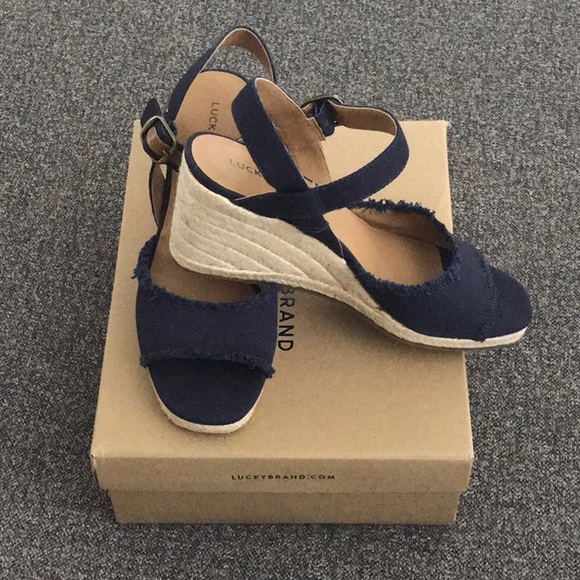 Lucky Brand Navy Wedges - Picture 1 of 8